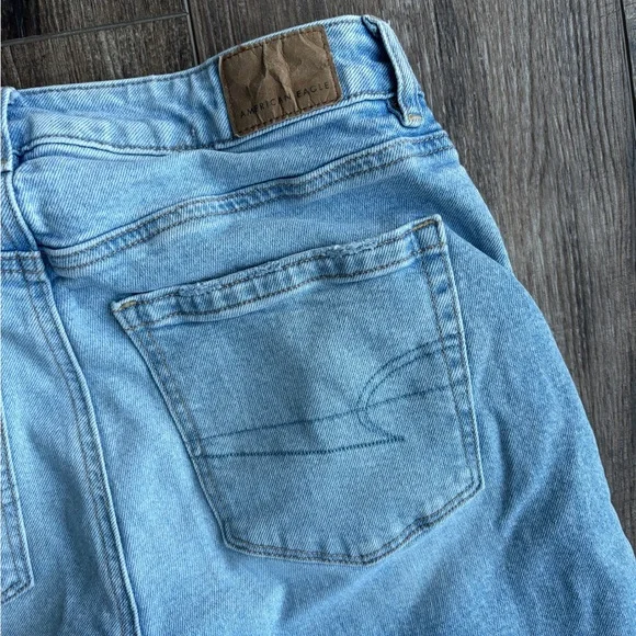 American Eagle Mom Jeans Strigid Women's Size 4 - Picture 8 of 11